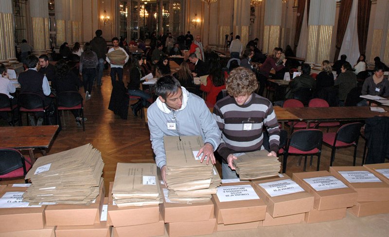 Fotos: Prensa Superior Tribunal de Justicia CABA - Comenz el escrutinio definitivo de votos de las elecciones en Capital