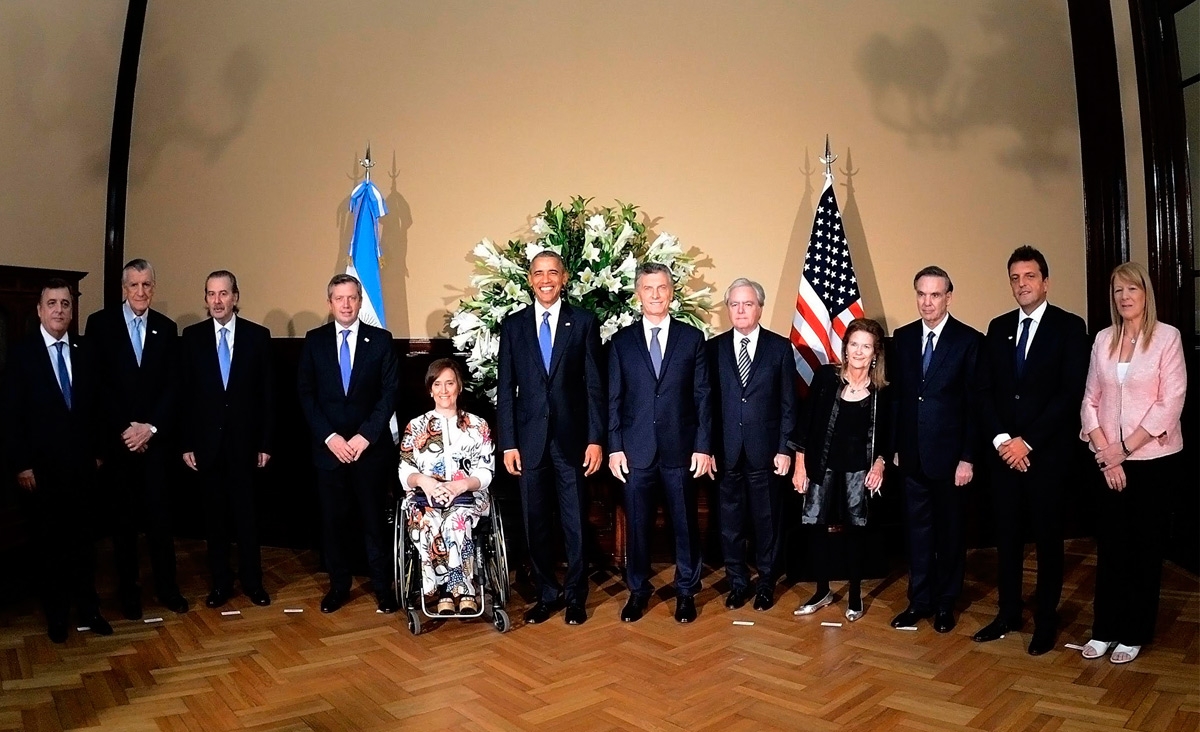 Representantes de los tres poderes del Estado participaron del saludo al Presidente de los EE.UU.