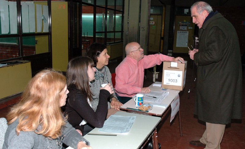 Elecciones 2011: aconsejan consultar otra vez los lugares de votacin
